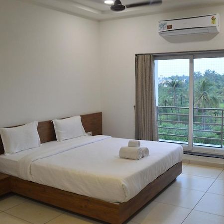 Hotel Revive Veraval Exteriér fotografie
